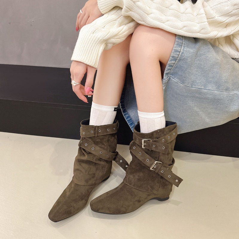 Damen-Kurzstiefel aus Kunstwil – Belt Buckle Blank Bewertung und Preis